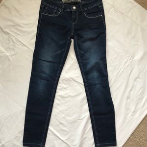 Wallflower Skinny Jeans